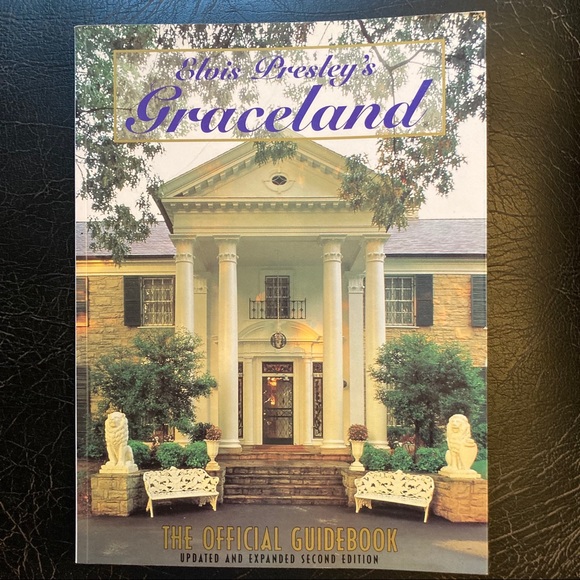 Elvis Presley’s Graceland Official Guidebook